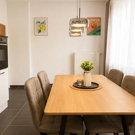 Wohlfuehloase In Sudenburg , Modernes 2 Διαμέρισμα *